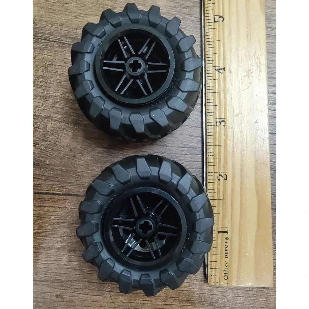 LEGO Lot of 2 Black Tires 56x26 Black Rims Chevron Z22 - Picture 2 of 3